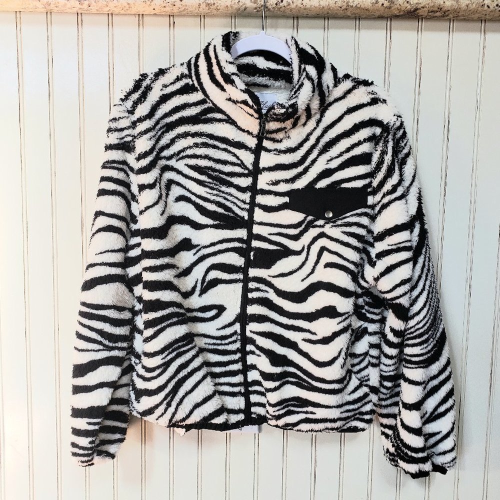 REVOLVE Plush Apparel Black and White Zebra Print Fleece Collard Jacket Size S